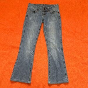Women’s Low Rise Flare Jeans in Classic Blue Wash